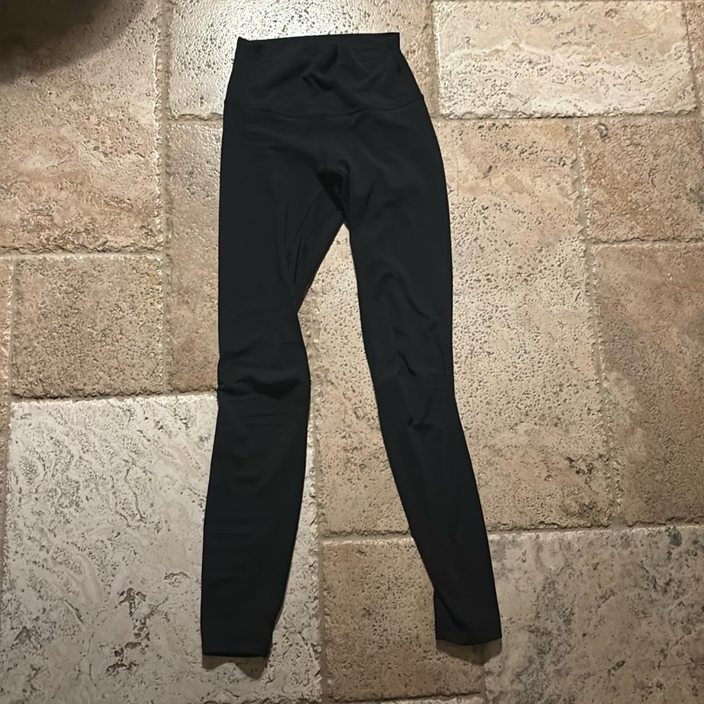align lululemon leggings